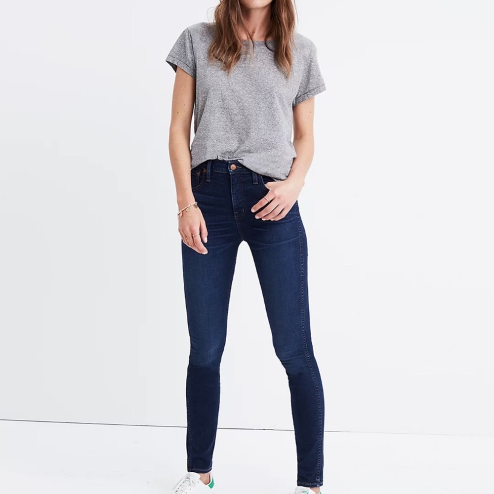 10" High-Rise Skinny Jeans in Hayes wash 28 Petite size